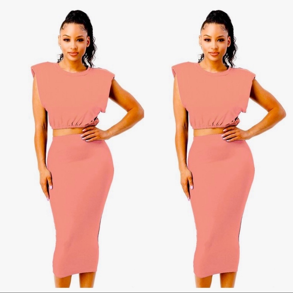 NEW TRENDY MAUVE TWO PIECE PADDED CROP TOP SHIRT AND CALF LENGTH SKIRT SET